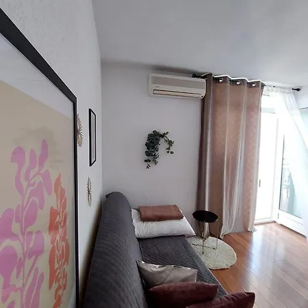 With Sea View In A1 Apartment *